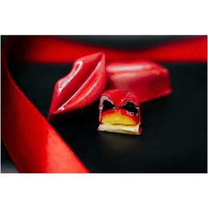 Набор корпусных конфет ручной работы "Манго и малина" 9 шт