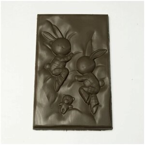 Подарочная шоколадная плитка Frade/Фраде - Зайчатки На Кроватке (вес-166г) (темный)