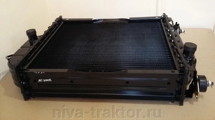 Радиатор 70У-1301.010 (161.1301010) металл. бак, 4-х рядный, алюм от компании НИВА-ТРАКТОР - фото 1