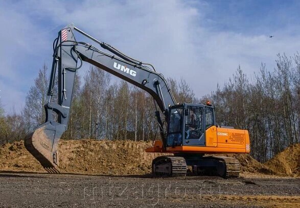 Экскаватор гусеничный UMG Е225NC от компании ООО "МТЗ-АГРО" - фото 1