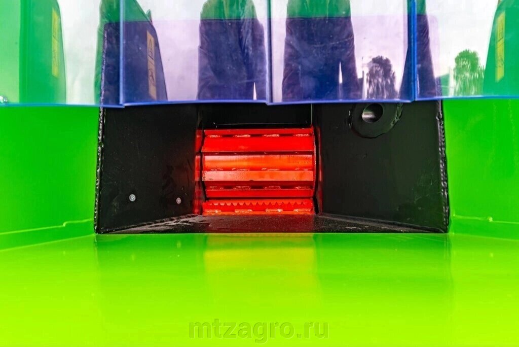 Измельчитель прицепной универсальный EVO 205D от компании ООО "МТЗ-АГРО" - фото 1
