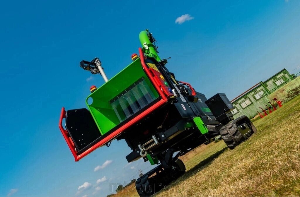 Измельчитель веток Greenmech EVO 205D SURE-TRAK от компании ООО "МТЗ-АГРО" - фото 1