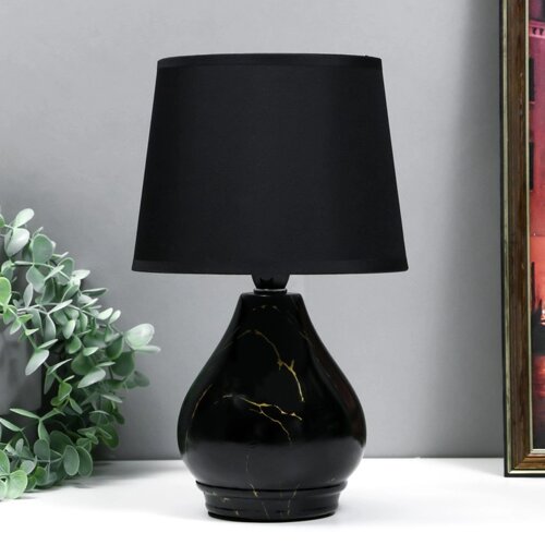 Настольная лампа "Гелла" E14 40Вт черный 18х18х29 см RISALUX