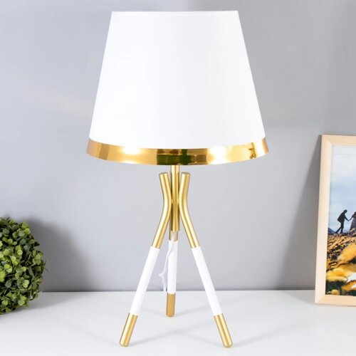 Настольная лампа "Венеция" E27 40Вт бело-золотой 28х28х50 см RISALUX