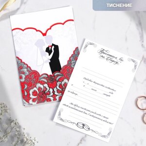 Приглашение на свадьбу в открытке «Молодожёны», красное