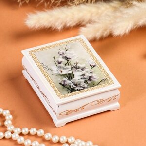 Шкатулка «Цветение», белая, 810,5 см, лаковая миниатюра