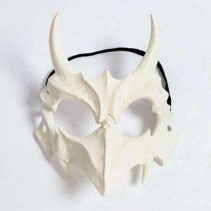 Карнавальная маска "Череп с рогами"