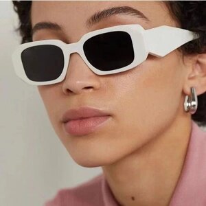 Солнцезащитные очки , прямоугольные, оправа: пластик, ударопрочные, с защитой от УФ, белый