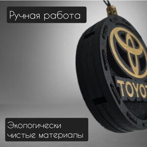 Ароматизатор в автомобиль с логотипом Toyota/Toyota в подарочной коробке