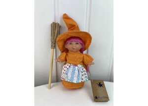 Lamagik S. L. Пупс-мини Ведьмочка в оранжевом платье и шляпе 18 см