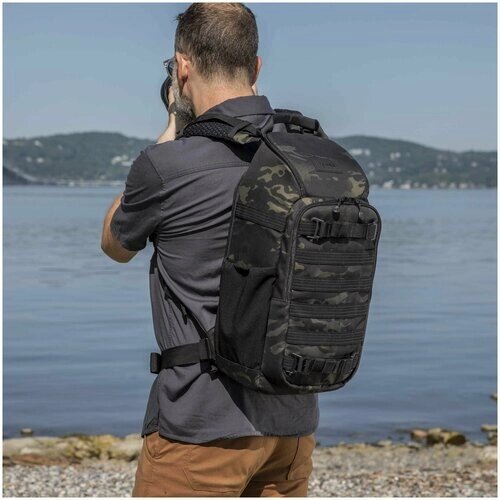 Рюкзак тактический 16 литров с отделением для фотоаппарата и планшета Tenba Axis Tactical 16 Backpack MultiCam Black (637-753)