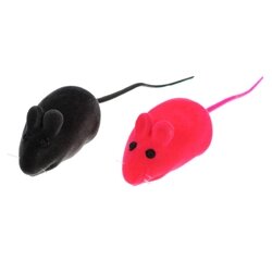 Petmax Игрушка для кошек Мышка велюр разноцветная с пищалкой 17 см