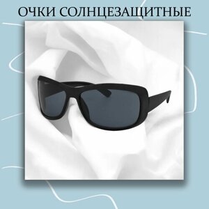 Солнцезащитные очки прямоугольной формы, черный