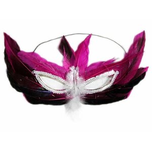 Карнавальная маска из перьев