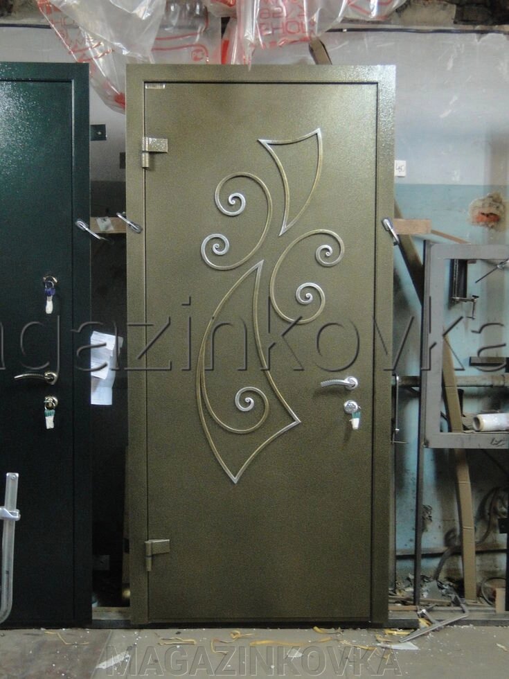 Дверь кованая «Анита Х» металлическая с ковкой от компании MAGAZINKOVKA - фото 1