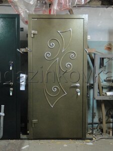 Дверь кованая «Анита Х» металлическая с ковкой