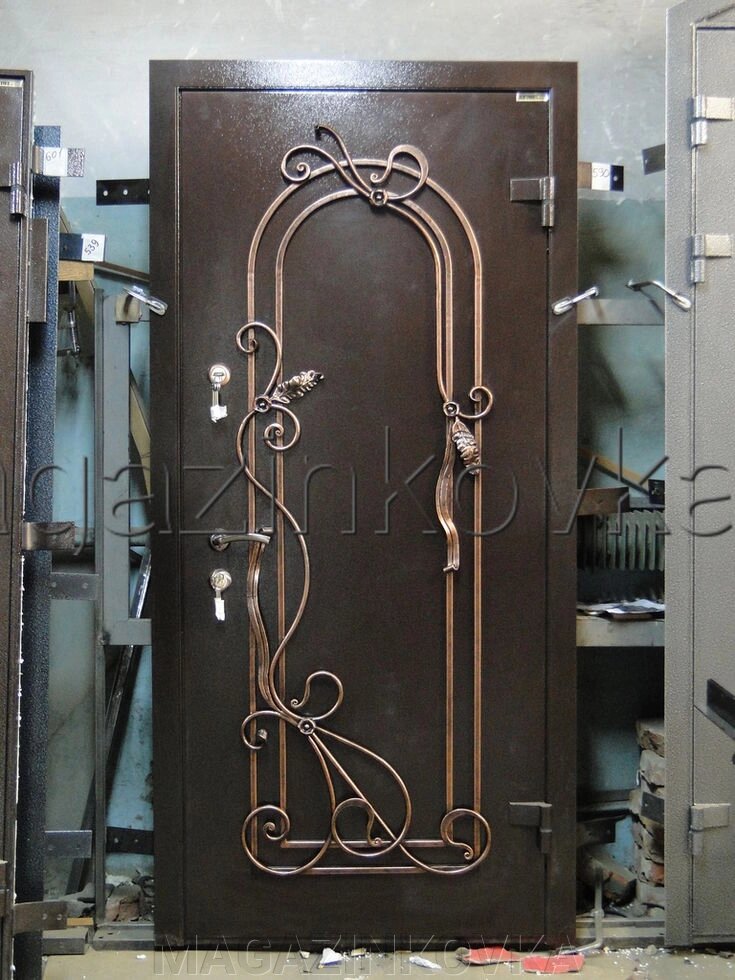 Дверь кованая «Белла Х» металлическая с ковкой от компании MAGAZINKOVKA - фото 1