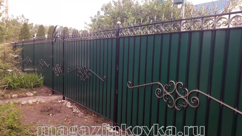 Забор кованый металлический «Ирида X» с профлистом от компании MAGAZINKOVKA - фото 1