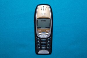 Мобильный телефон Nokia 6310i Black/Gold Как новый