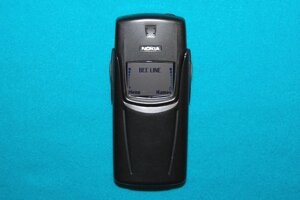 Мобильный телефон Nokia 8910i Как новый