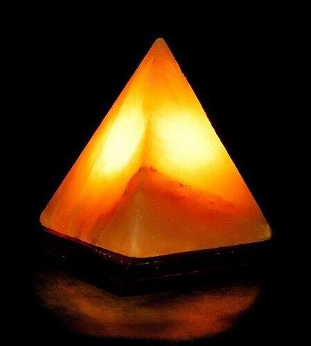 Солевая лампа Пирамида (4-5 кг) от компании Арсенал ОПТ - фото 1