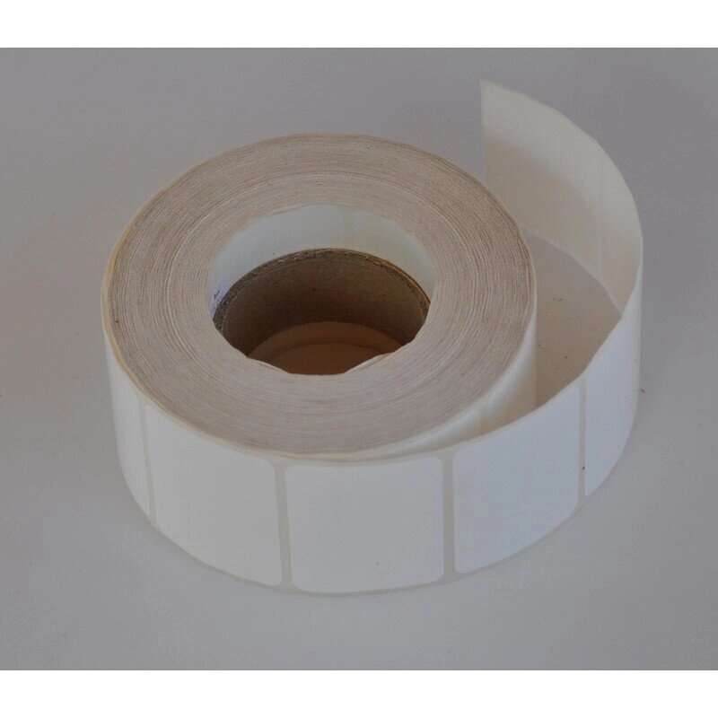 Термотрансферные этикетки полипропиленовые 30x20 мм (диаметр втулки 40 мм, 2000 штук в рулоне) от компании Арсенал ОПТ - фото 1