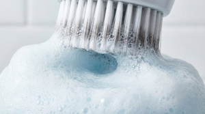 Щетки для умывания: путь к идеальной коже или к куперозу и «убитому» барьеру?