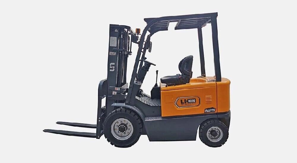 Электрический вилочный погрузчик UN Forklift FB25-N1LZ1 от компании СТРОИТЕЛЬНОЕ ОБОРУДОВАНИЕ - фото 1