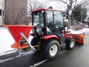 Кабина Branson Tractors 2500 навес с фронтальным стеклом и очистителем