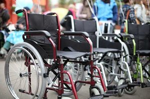 Прокат инвалидных колясок и каталок