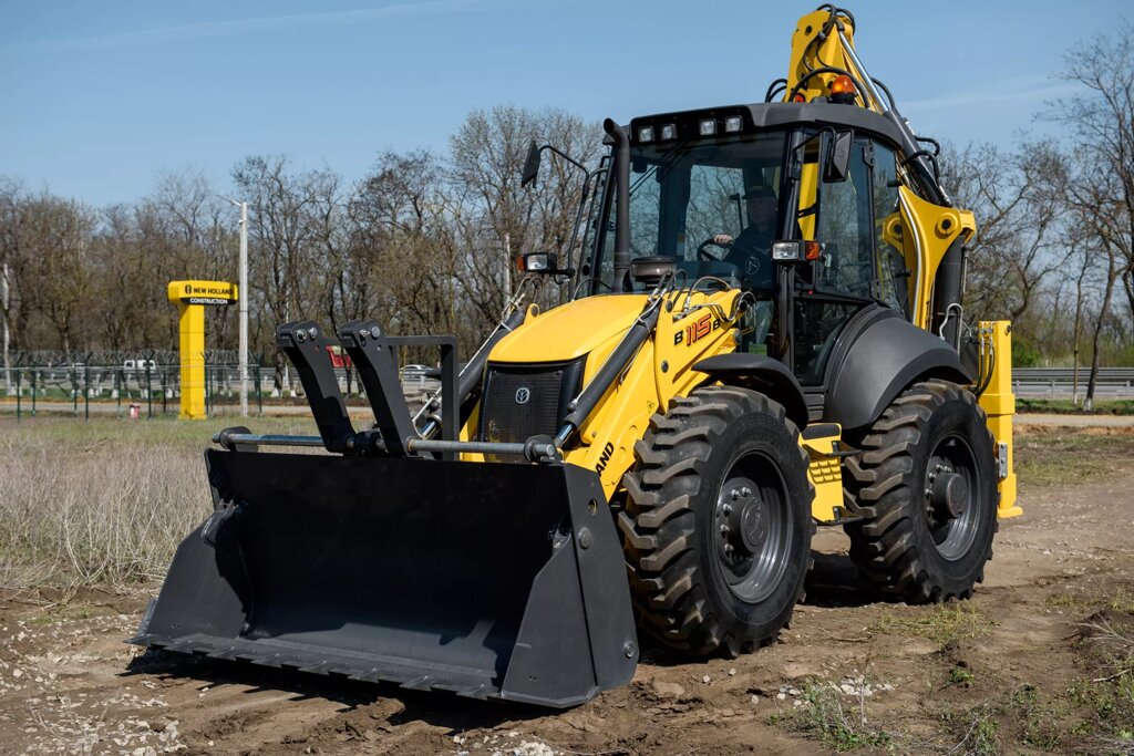 Экскаватор-погрузчик New Holland B115B (с кондиционером, аксиально-поршневой насос)) от компании Компания СИМ-авто - фото 1