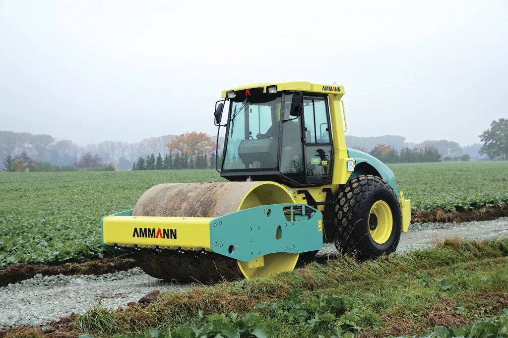 Каток дорожный грунтовый AMMANN ASC130D от компании Компания СИМ-авто - фото 1