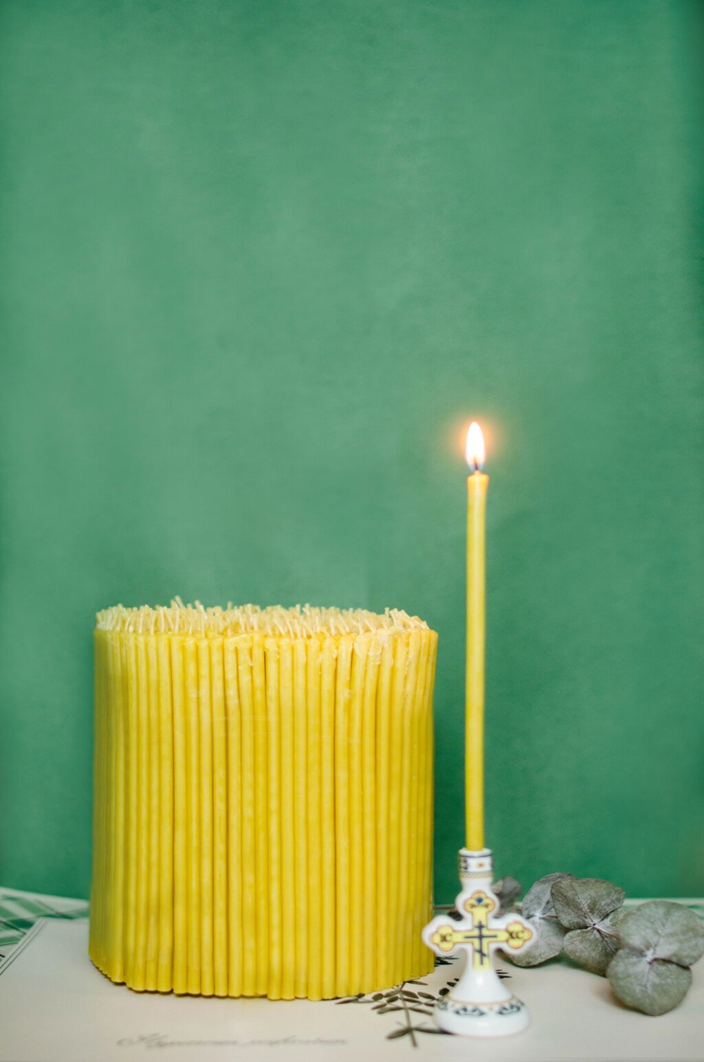 Номерные свечи церковные № 60, 2 кг от компании Восковые свечи Козельск - фото 1
