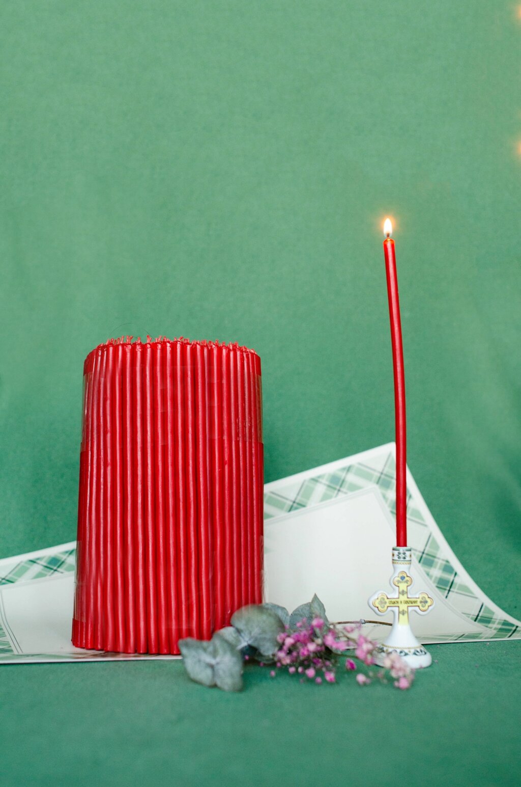 Свечи церковные восковые, красного цвета №60 2 кг от компании Восковые свечи Козельск - фото 1