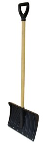 Лопата снегоуборочная "КРЕПЫШ" 440х315, деревянный черенок 32 мм, с V ручкой В СБОРЕ