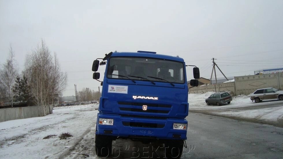 Вахтовый автобус НЕФАЗ 4208 на шасси КАМАЗ-5350 (6х6) - распродажа