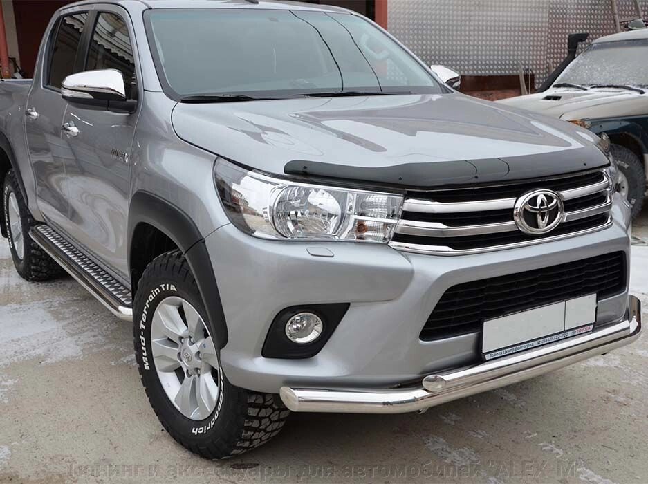 Дефлектор капота темный Toyota Hilux 2015- от компании Тюнинг и аксессуары для автомобилей "ALEX-M" - фото 1