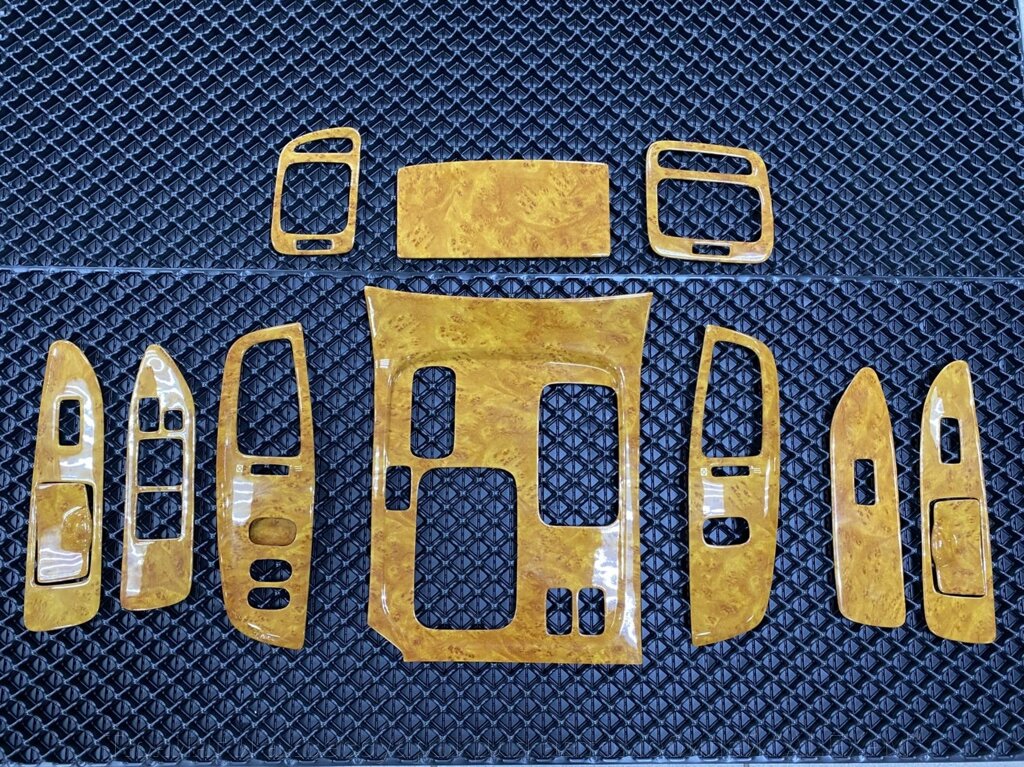 Декоративные накладки под орех в салон для Land Cruiser 100 2003-2007 от компании Тюнинг и аксессуары для автомобилей "ALEX-M" - фото 1
