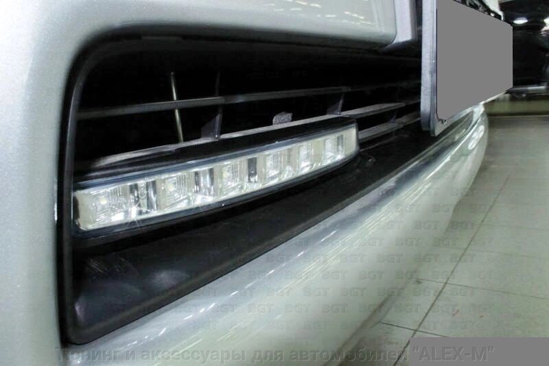 Дневные ходовые огни в передний бампер для Toyota Prado 150 2009-2013 от компании Тюнинг и аксессуары для автомобилей "ALEX-M" - фото 1