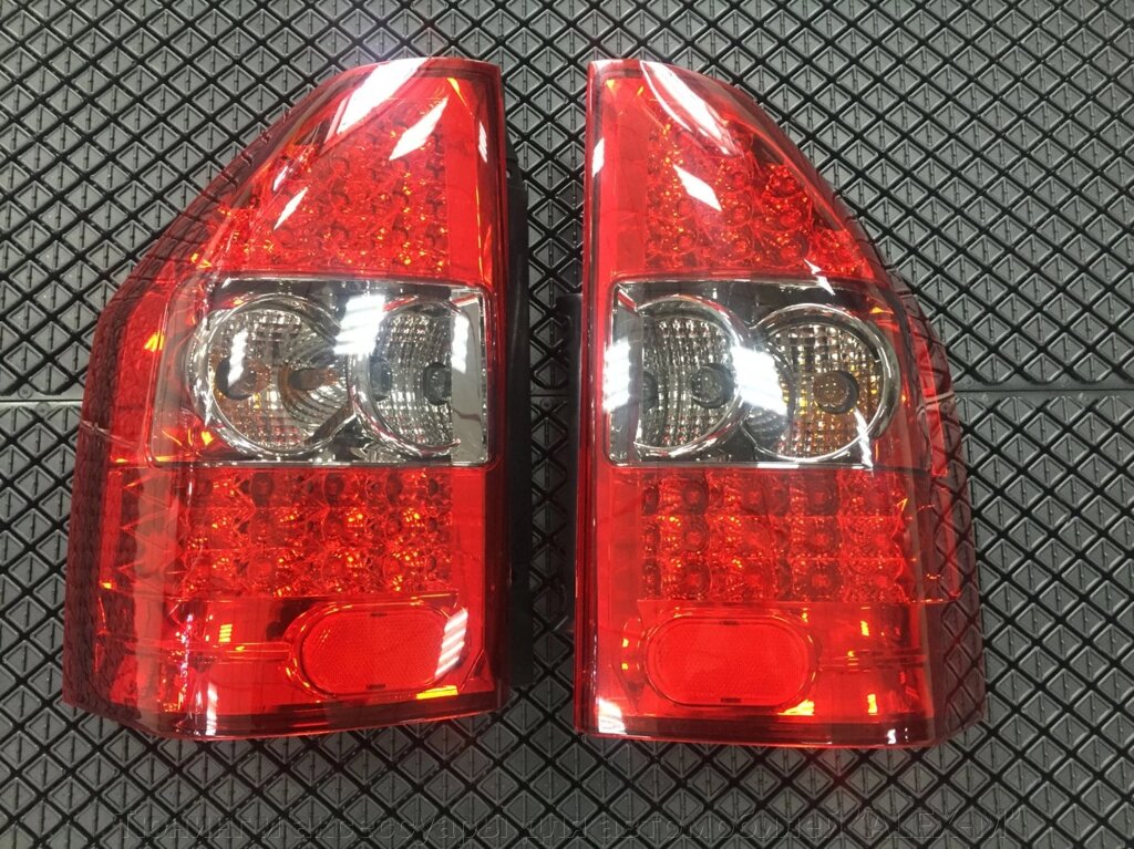 Фонари задние светодиодные красные + тонированные для Mitsubishi Pajero 3 от компании Тюнинг и аксессуары для автомобилей "ALEX-M" - фото 1
