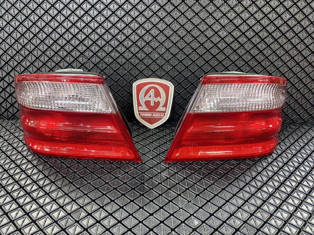 Фонари задние внешние штатный дизайн под лампы красные + хрустальные для Mercedes w210 от компании Тюнинг и аксессуары для автомобилей "ALEX-M" - фото 1