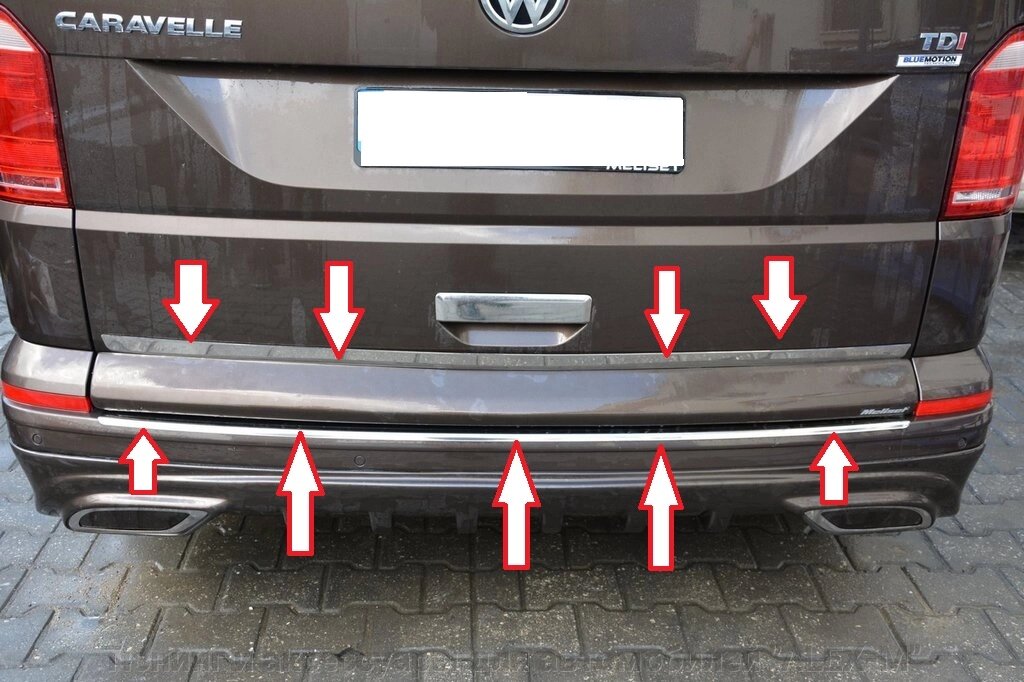 Накладка на низ крышки багажника "хлопушка" стеклопластик под окрас (Турция) для Volkswagen T6 2015-2019 от компании Тюнинг и аксессуары для автомобилей "ALEX-M" - фото 1