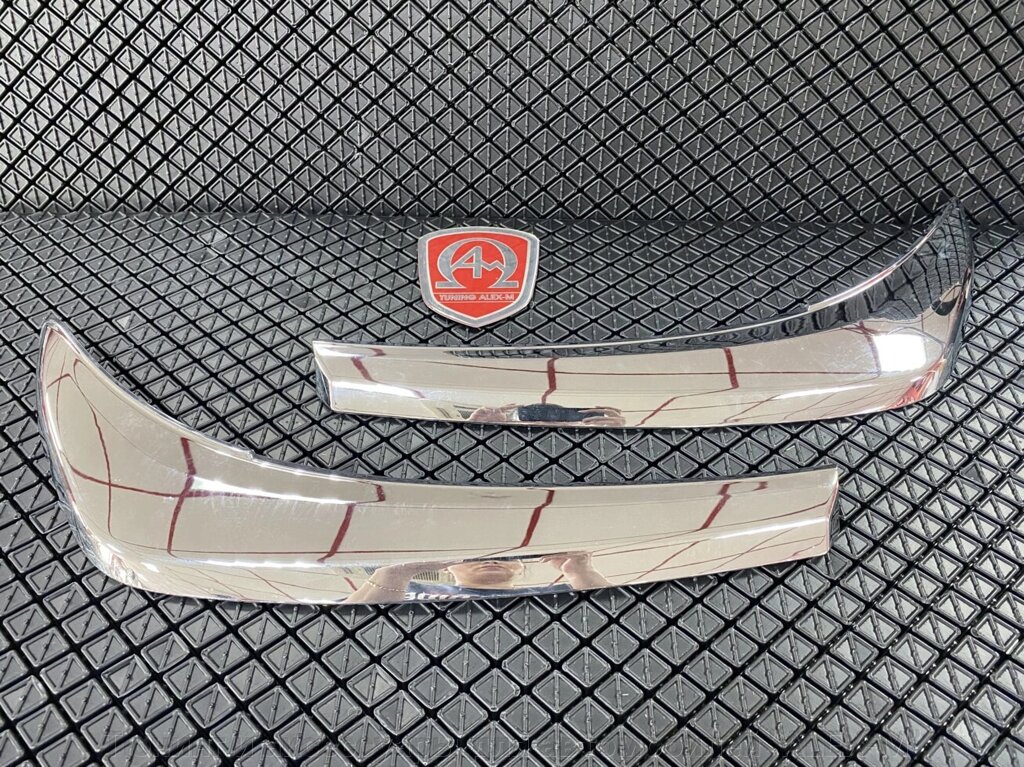 Накладки на передние фары реснички хромированные для Land Cruiser 200 2012-2015 от компании Тюнинг и аксессуары для автомобилей "ALEX-M" - фото 1