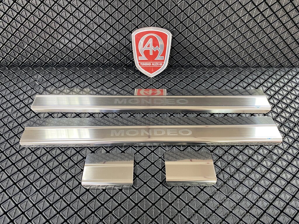 Накладки на пороги салона из нержавеющей стали 4 части AluFrost (на металл) для Ford Mondeo IV 2007-2014 от компании Тюнинг и аксессуары для автомобилей "ALEX-M" - фото 1