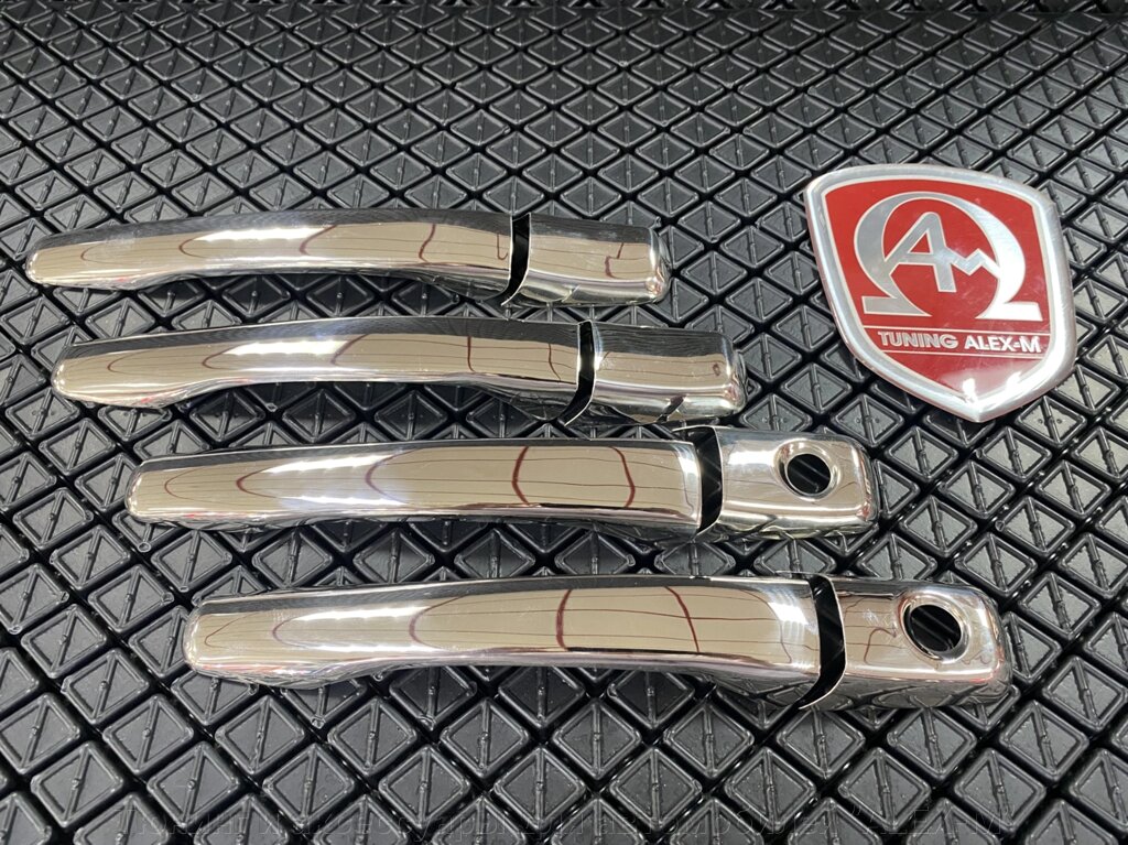 Накладки на ручки дверей из нержавеющей стали (Omsa Line) для Mitsubishi Outlander 2003-2006 от компании Тюнинг и аксессуары для автомобилей "ALEX-M" - фото 1