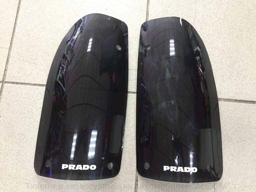 Накладки на задние фонари чёрные для Toyota Prado 90 от компании Тюнинг и аксессуары для автомобилей "ALEX-M" - фото 1