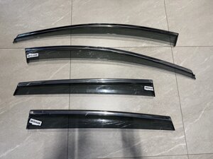 Дефлектора на окна дымчатые светлые с нержавеющим молдингом (Wind, Китай) для Ford Kuga 2013-