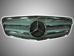 Решётка радиатора серебро с эмблемой для Mercedes w212