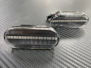 Повторители поворотов светодиодные светлые динамические для Volkswagen Amarok 2010-2016