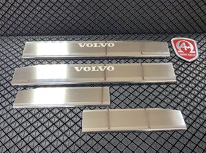 Накладки на пороги салона из нержавеющей стали 4 части (на металл) AluFrost для Volvo V50 2004-2008